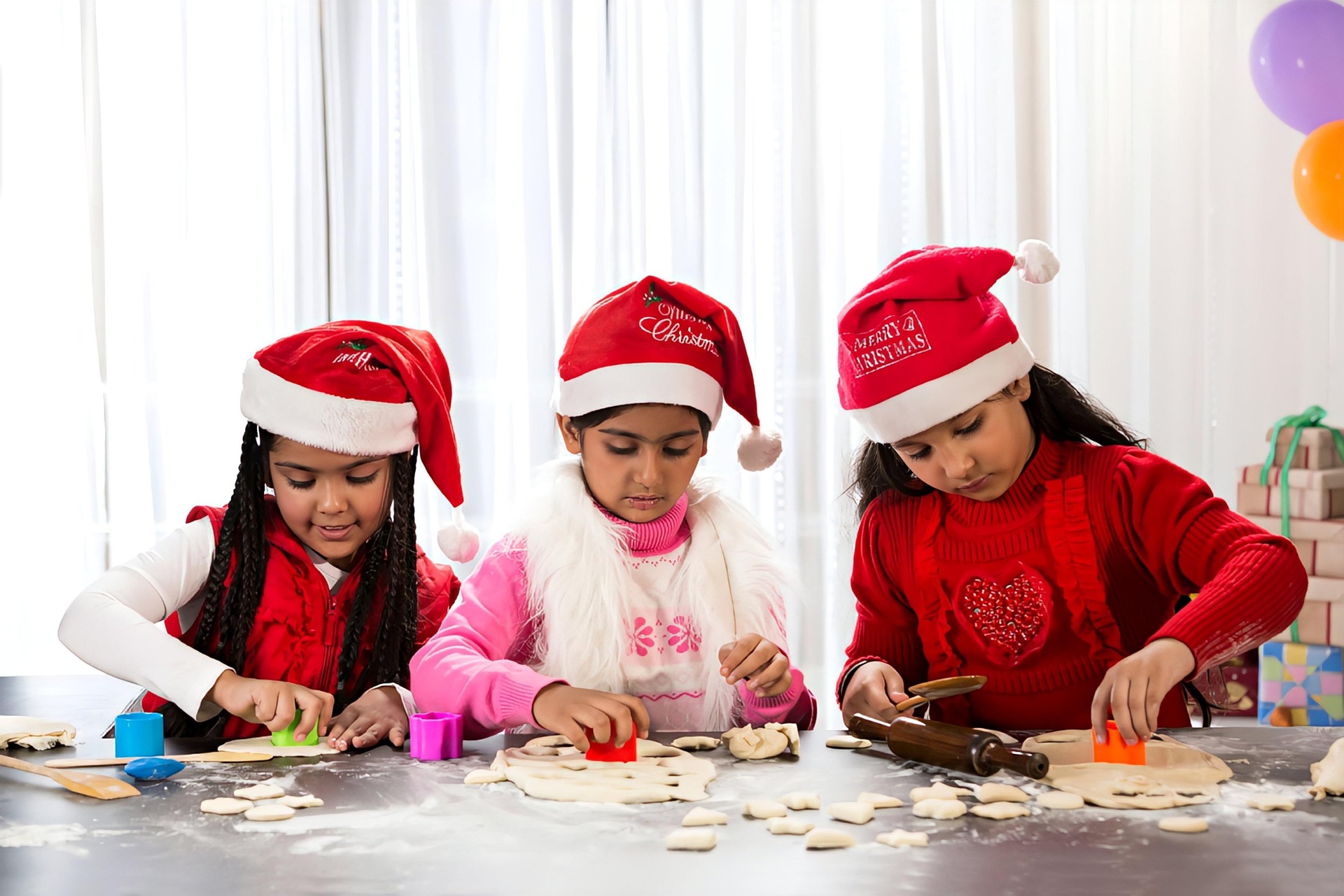 4834Wrapping Up the Year with Fun & Free Adventures, On and Off the Screen!